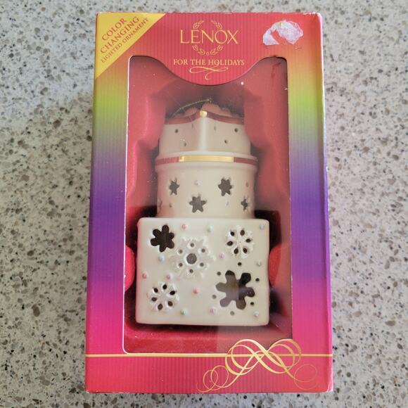Lenox Shimmering Lights 2021 Gift Ornament Color Changing Light Up✨️NIB✨️NOS - Picture 10 of 10